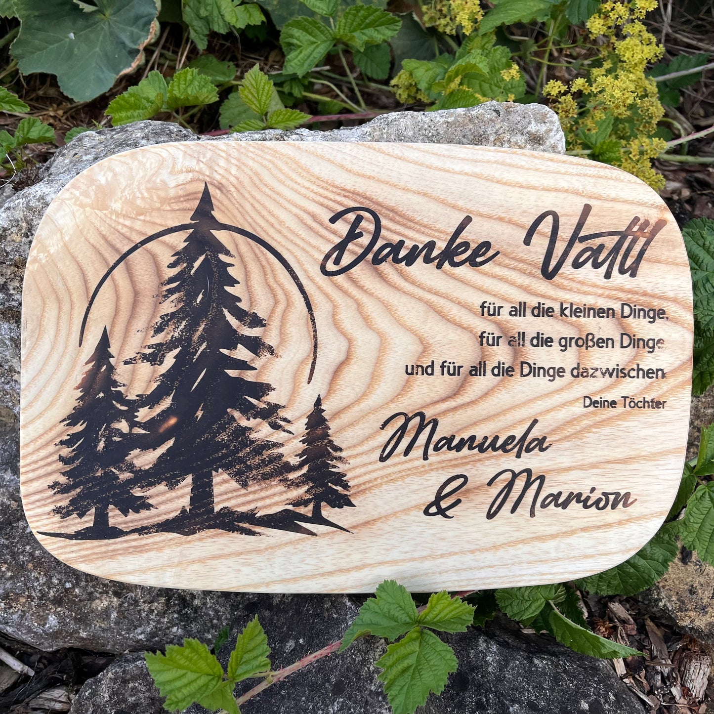 Holzschild mit individuell gebranntem Motiv