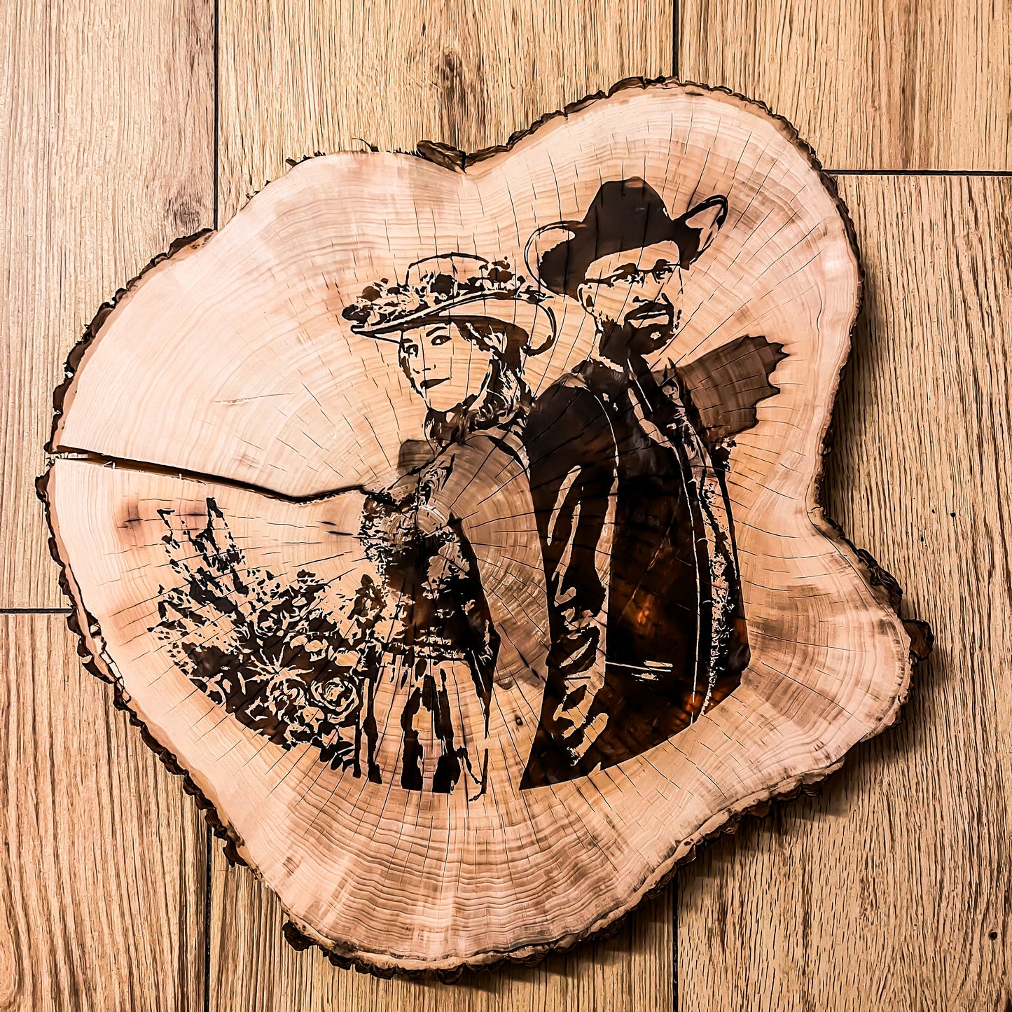 Holzschild mit individuell gebranntem Motiv