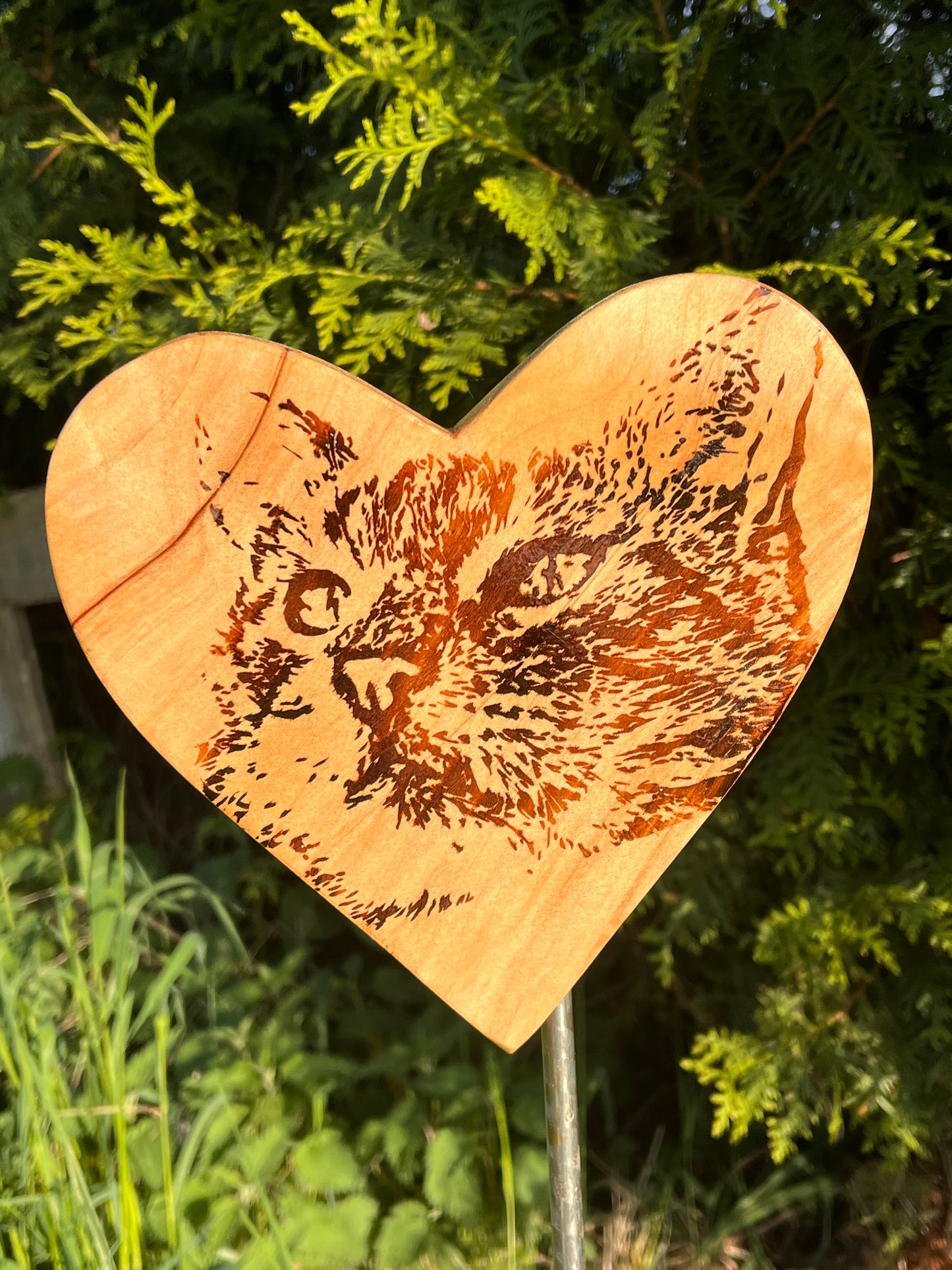 Holzschild mit individuell gebranntem Motiv