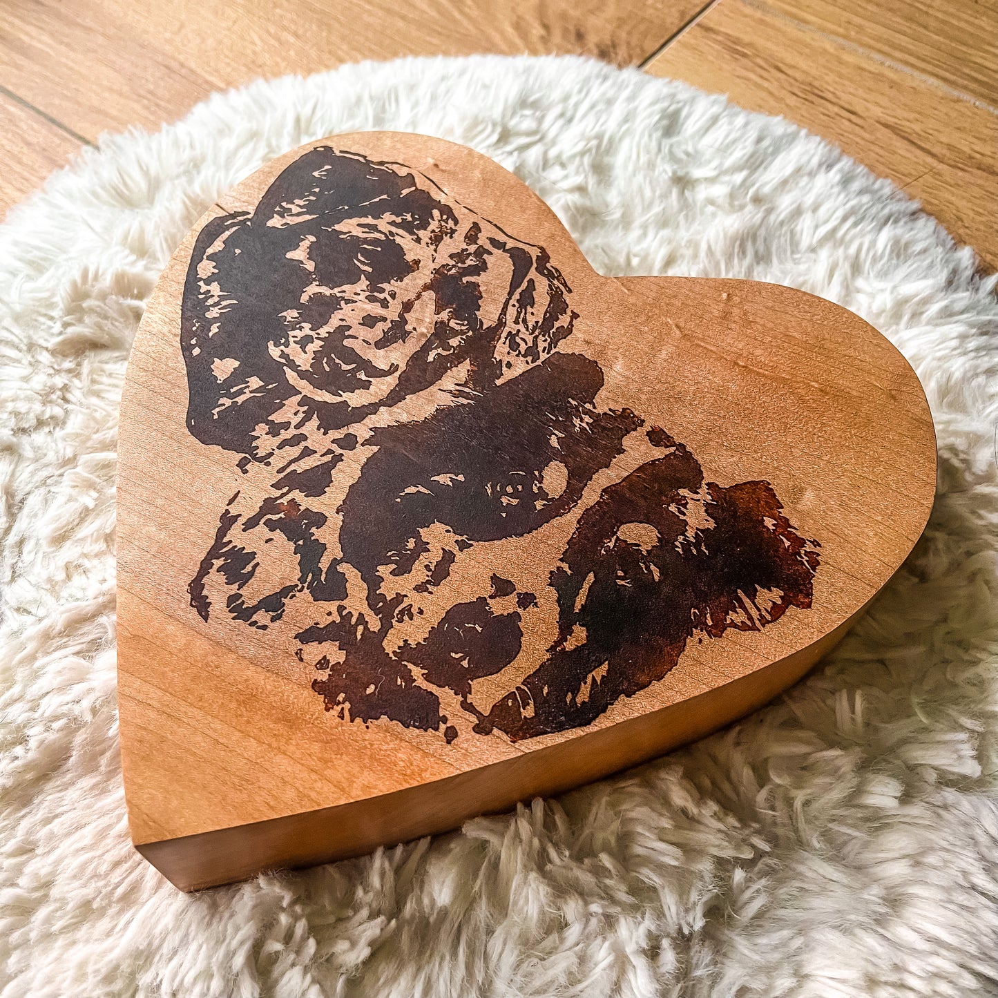 Holzschild mit individuell gebranntem Motiv